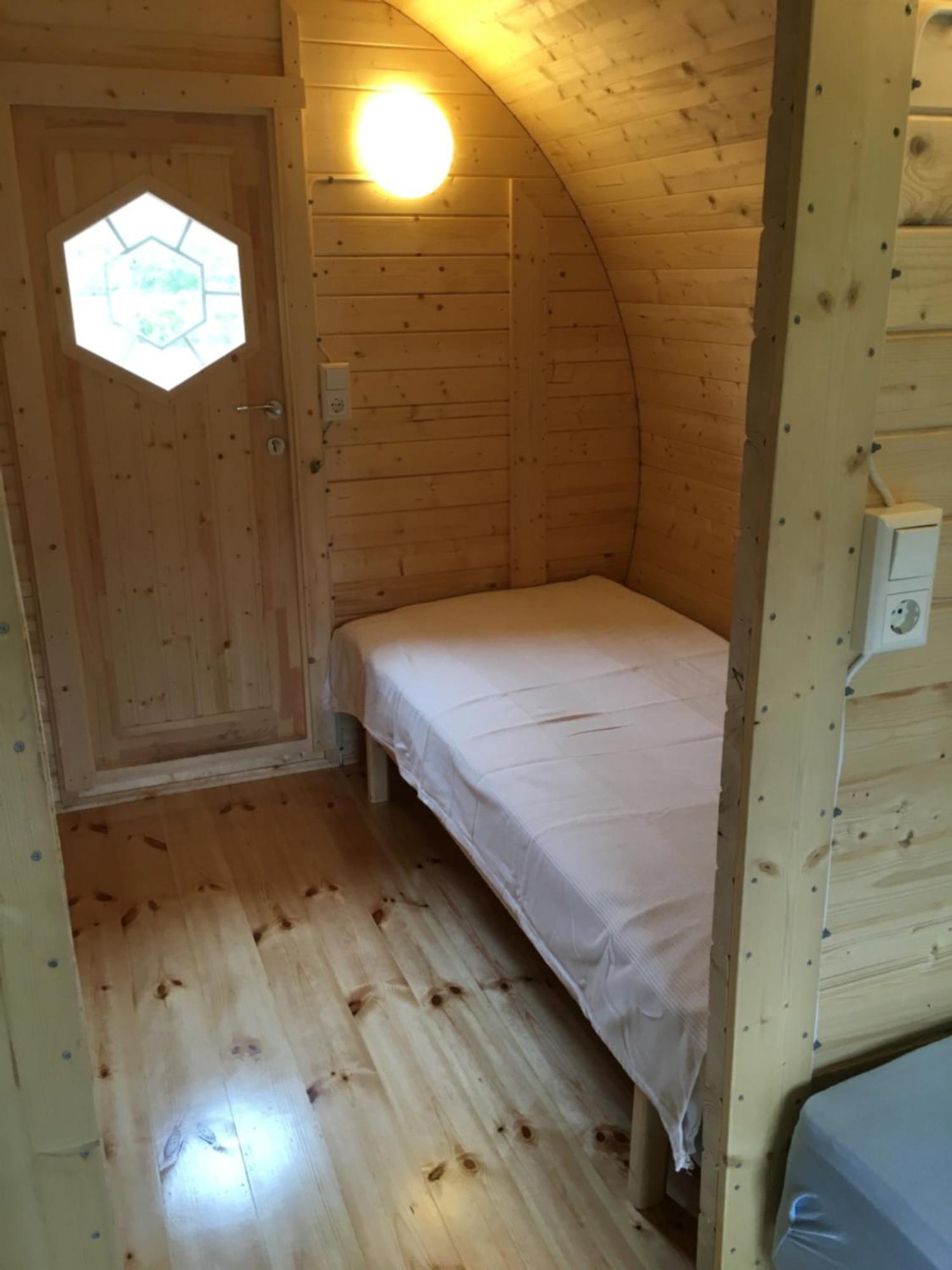 Framtid Camping Lodging Barrels Djúpivogur Exteriör bild