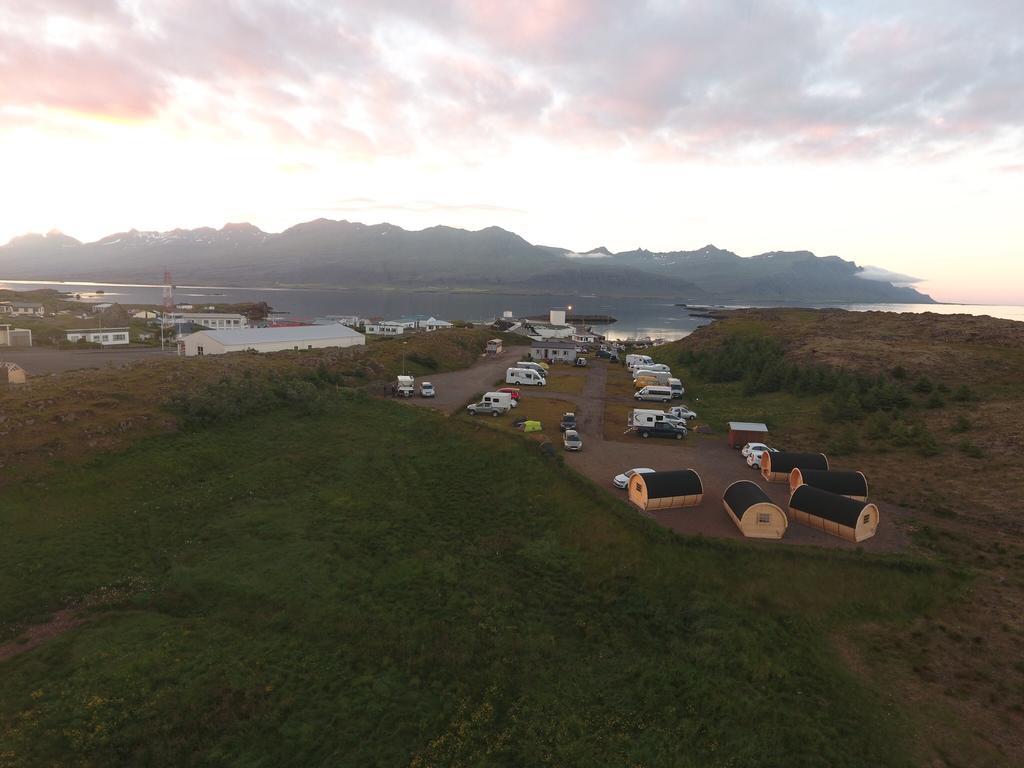 Framtid Camping Lodging Barrels Djúpivogur Exteriör bild